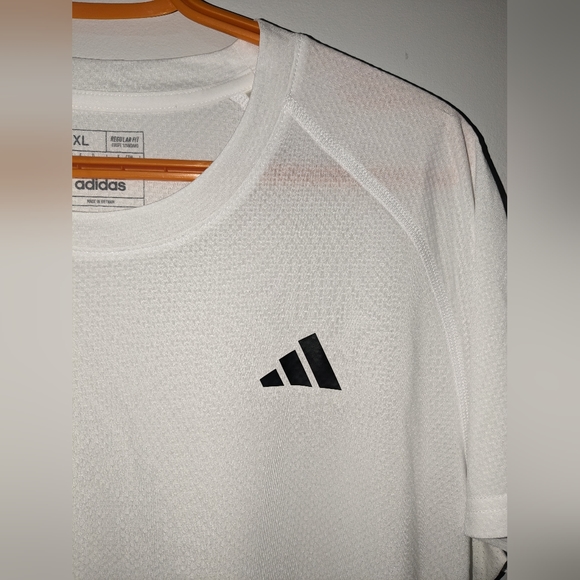 Adidas dry fit tshirt - Picture 2 of 5